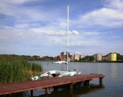 H 213 08 08 Baltikum 24a in Dievenow vor der Brucke